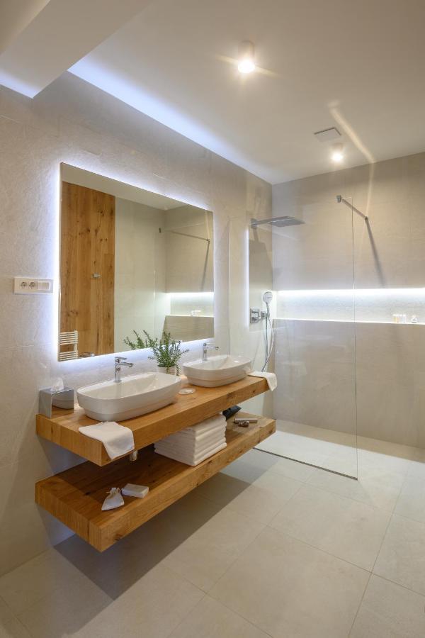 Vila Ula La Luxury Apartments 布莱德 外观 照片