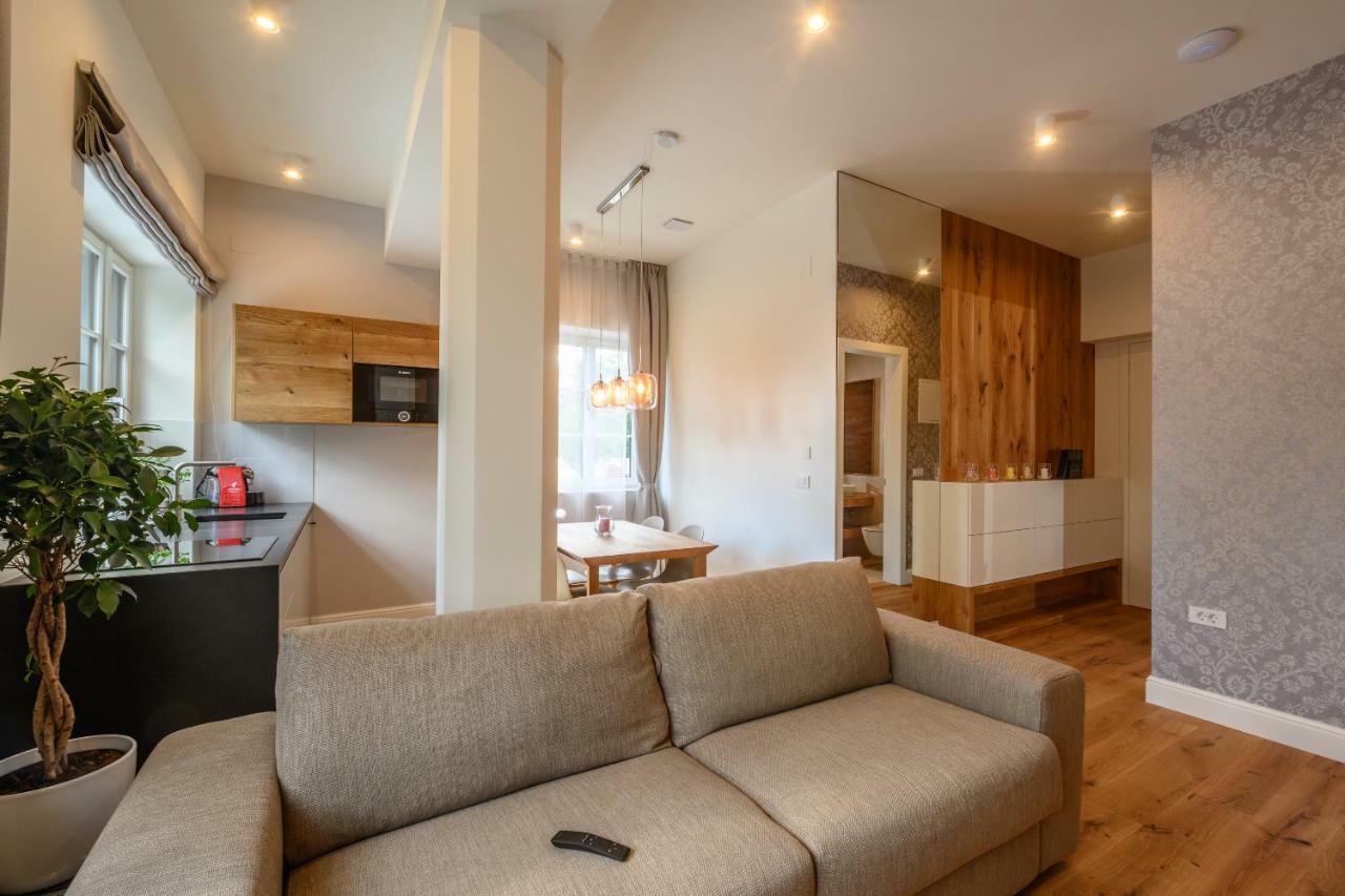 Vila Ula La Luxury Apartments 布莱德 外观 照片