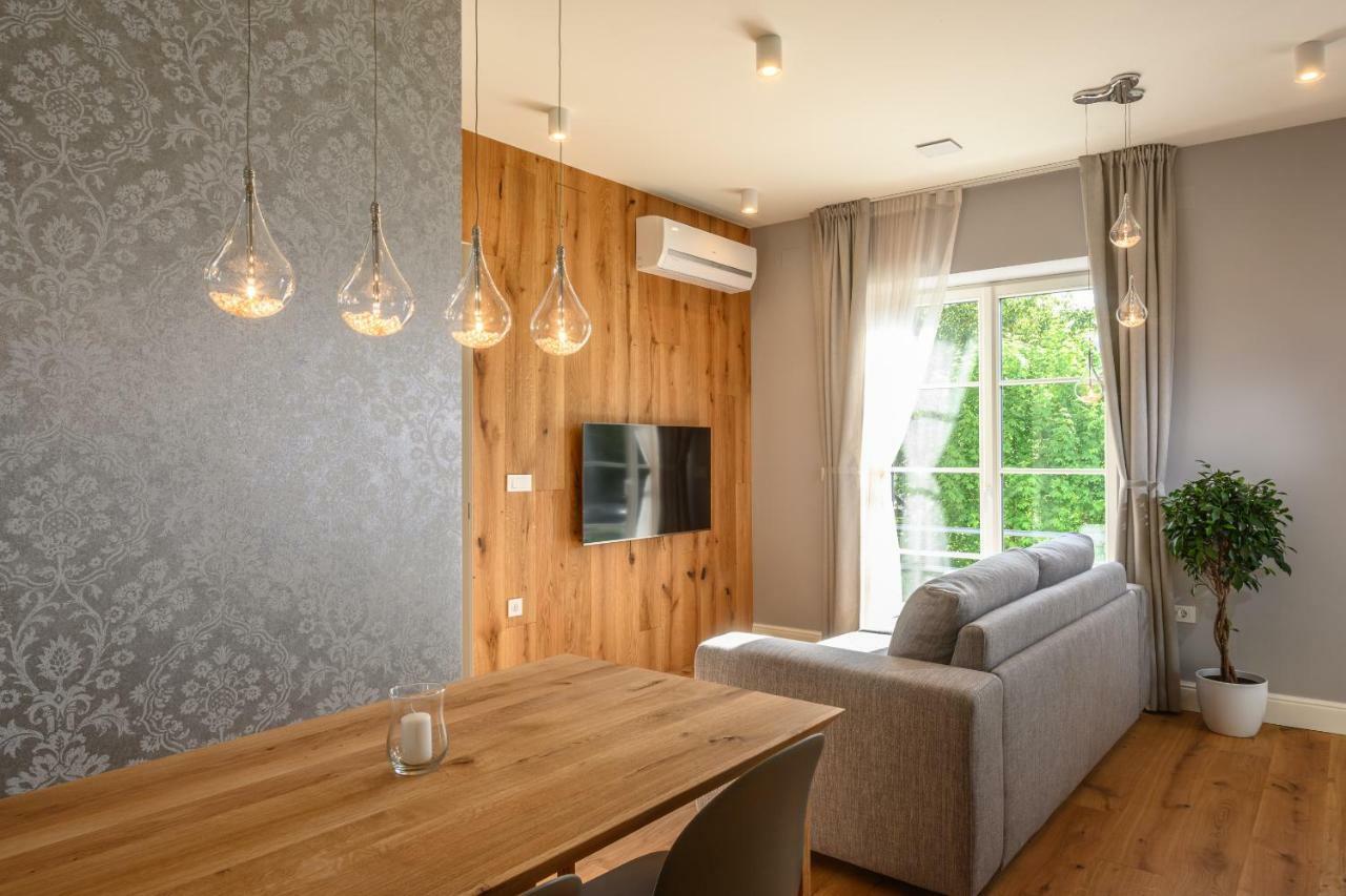 Vila Ula La Luxury Apartments 布莱德 外观 照片