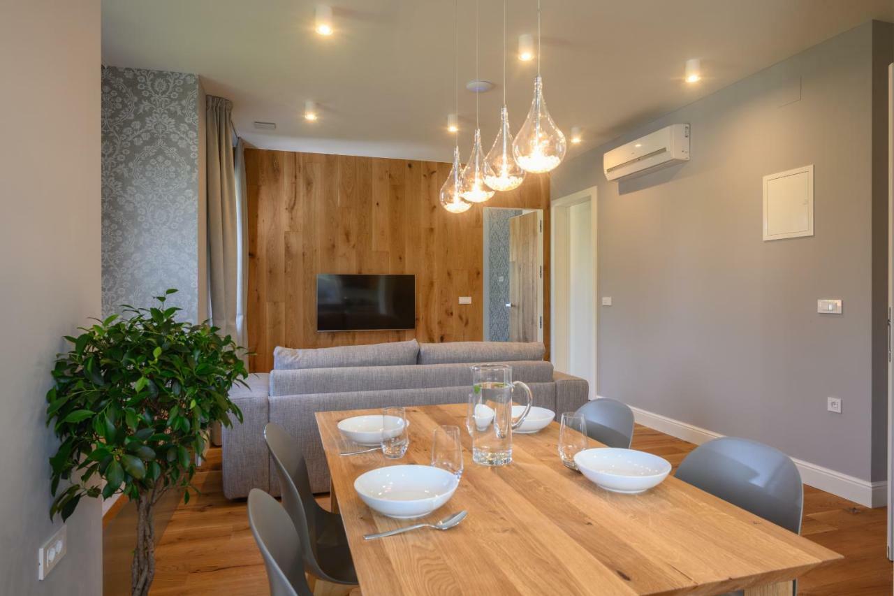 Vila Ula La Luxury Apartments 布莱德 外观 照片