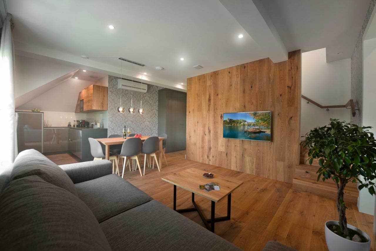 Vila Ula La Luxury Apartments 布莱德 外观 照片
