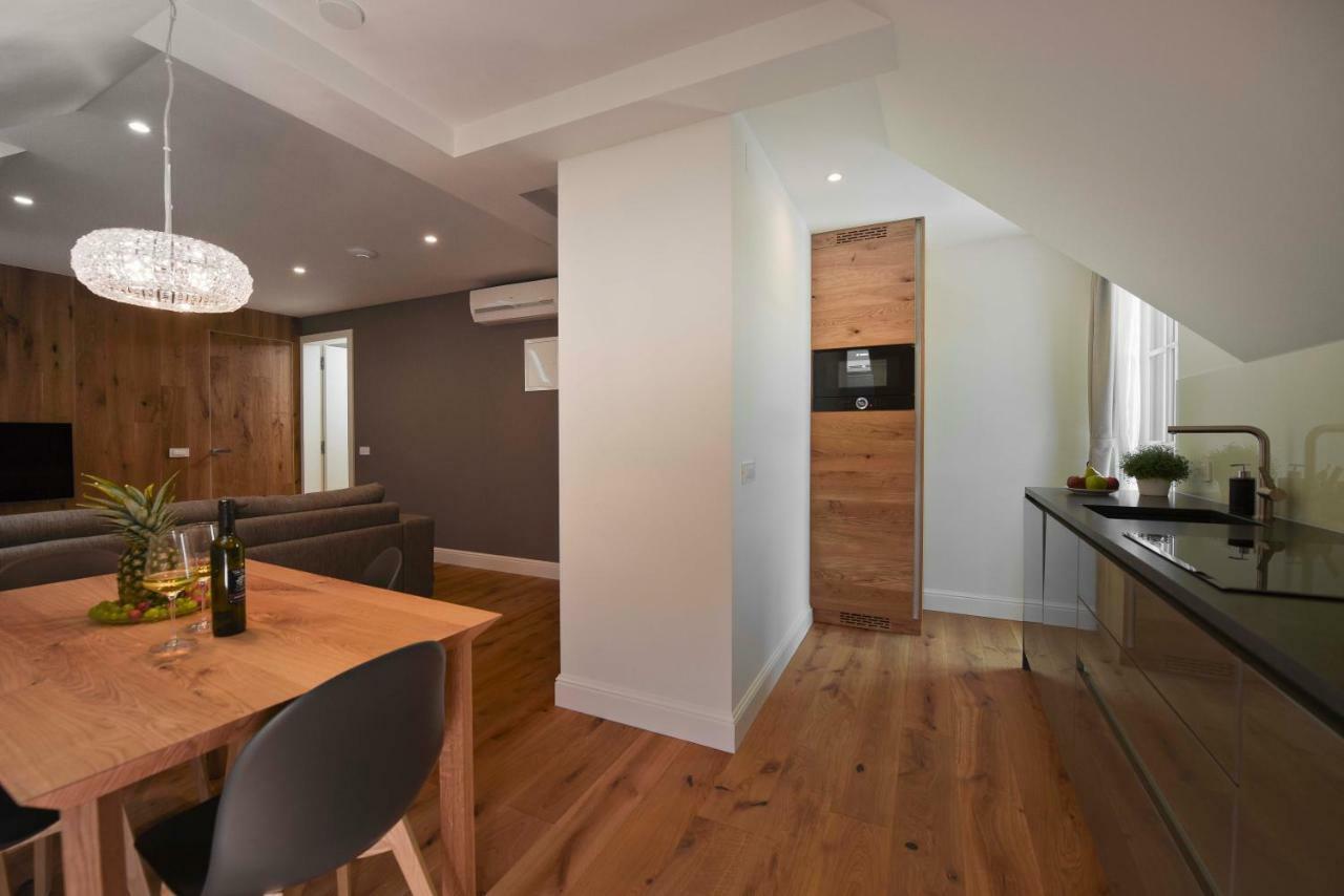 Vila Ula La Luxury Apartments 布莱德 外观 照片